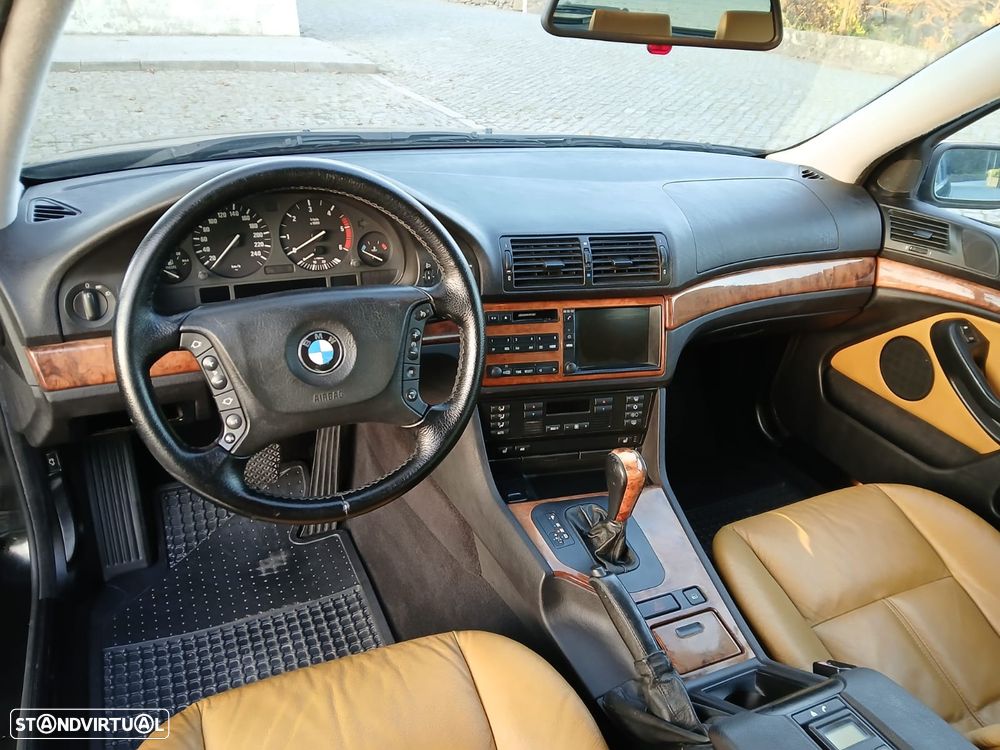 BMW 530 dA Touring - 3