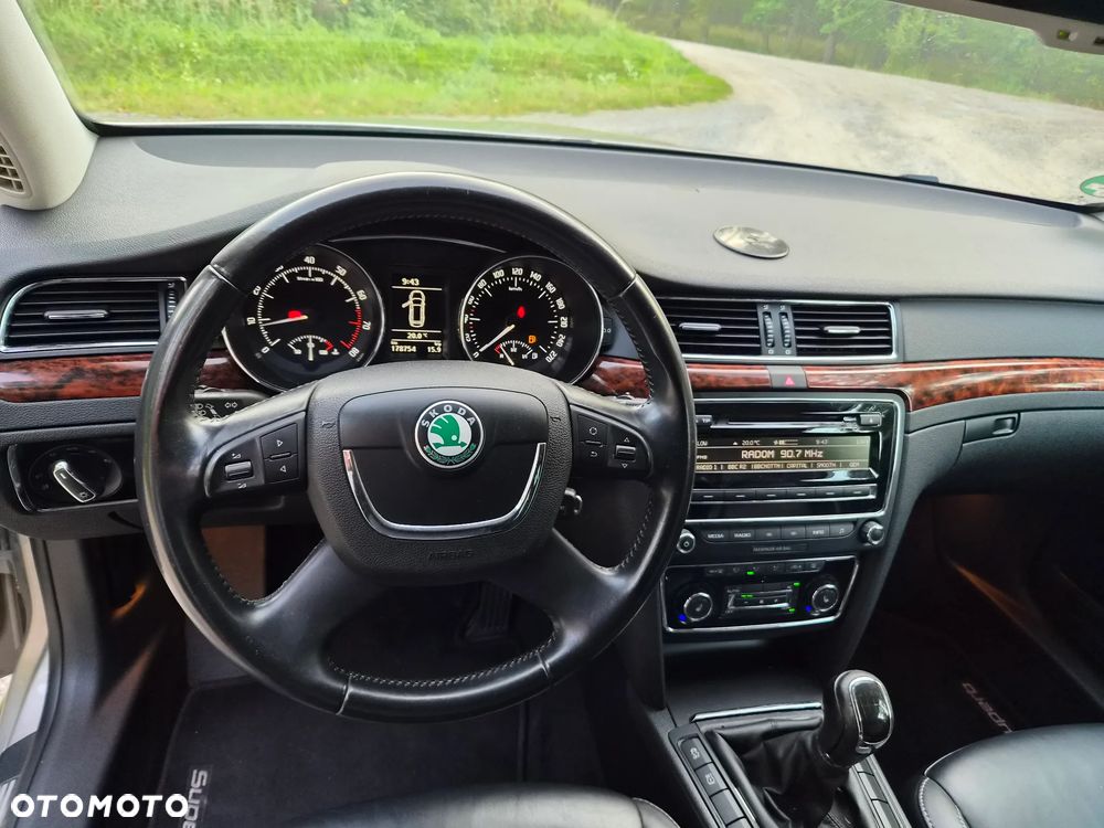 Skoda Superb 1.8 TSI Platinum - 17