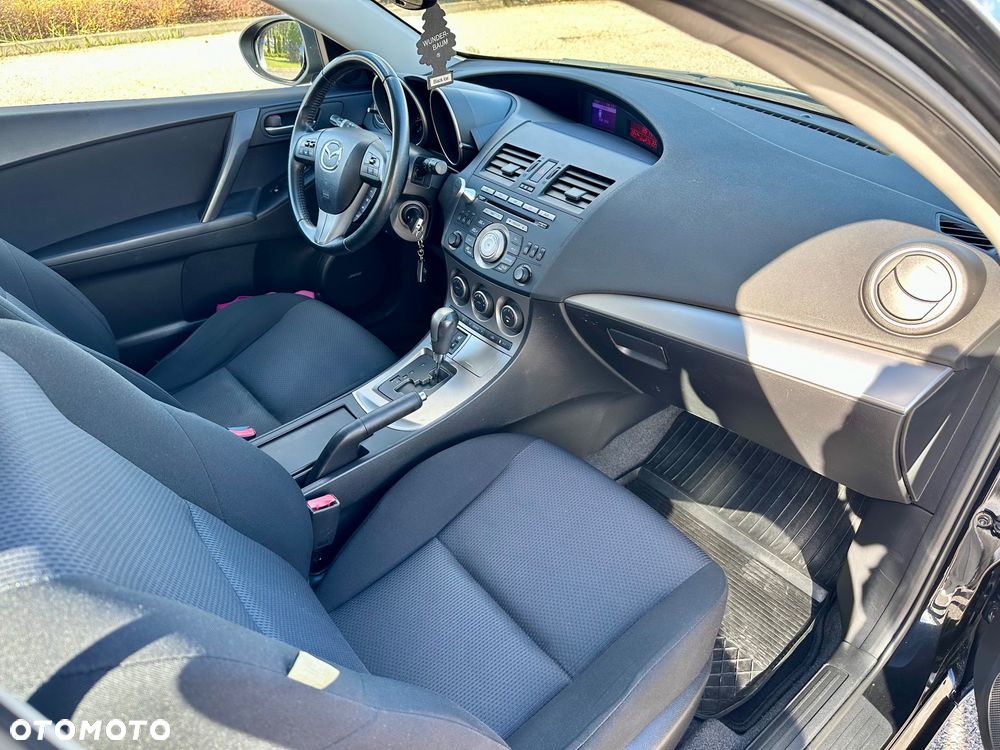 Mazda 3 - 8