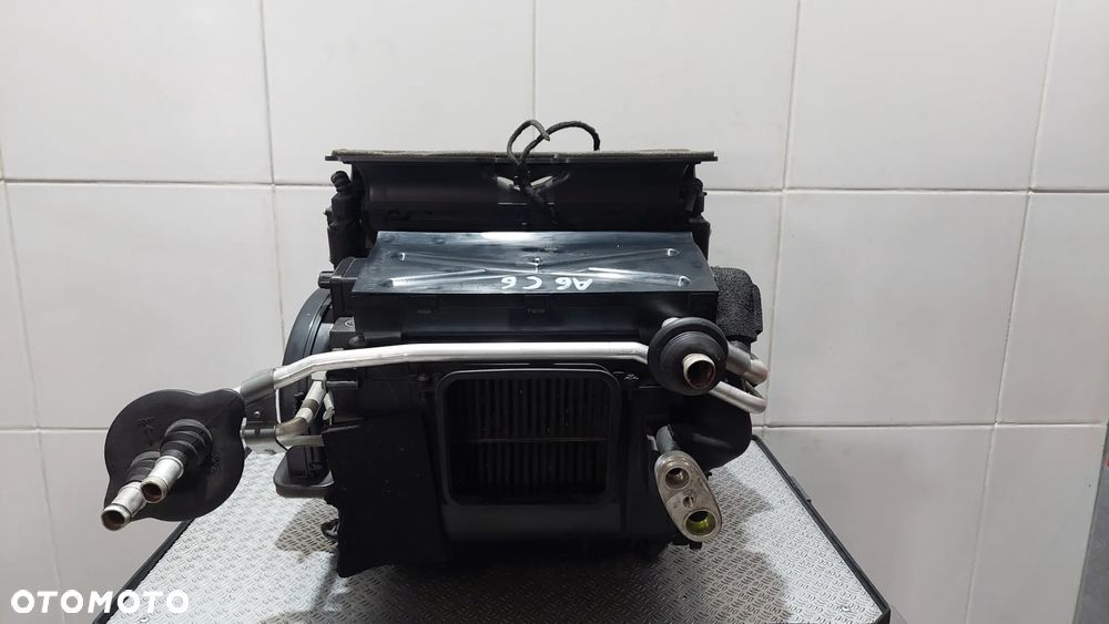 NAGRZEWNICA DMUCHAWA KOMPLET AUDI A6 C6 3,2V R2005 NR 4F1820351 - 5
