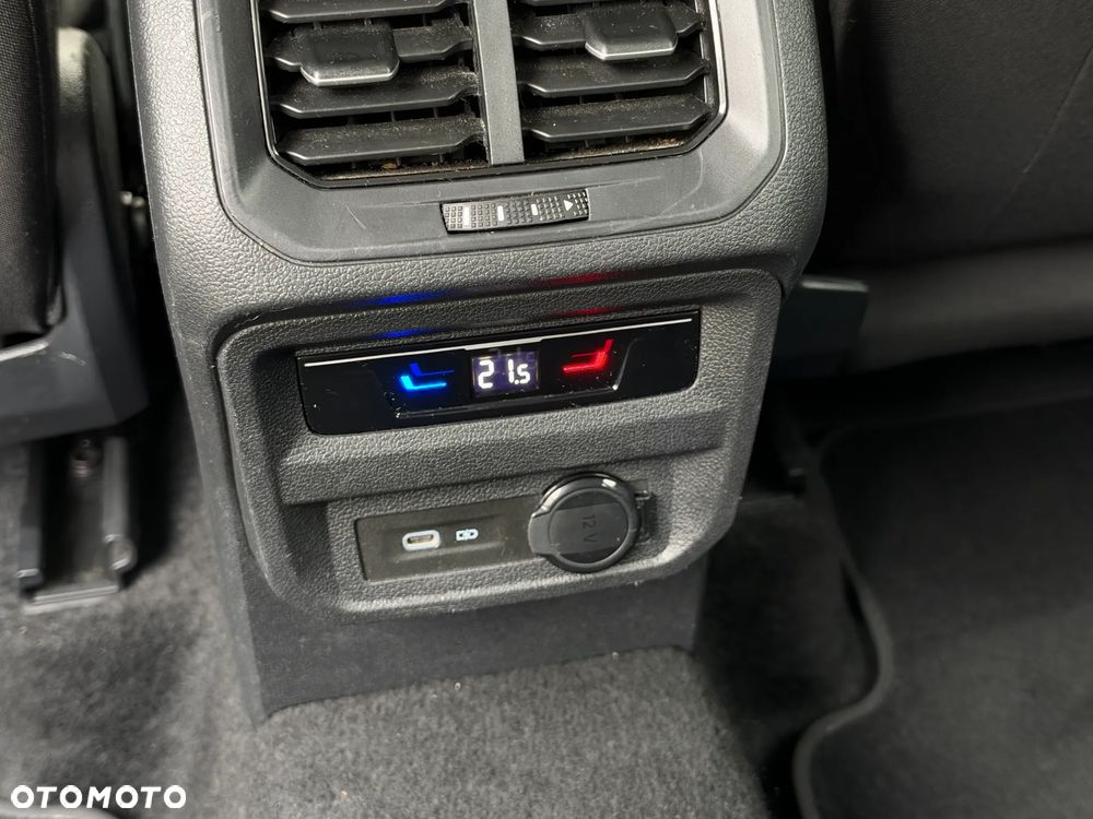 Volkswagen Tiguan Allspace 2.0 TDI Elegance DSG - 30