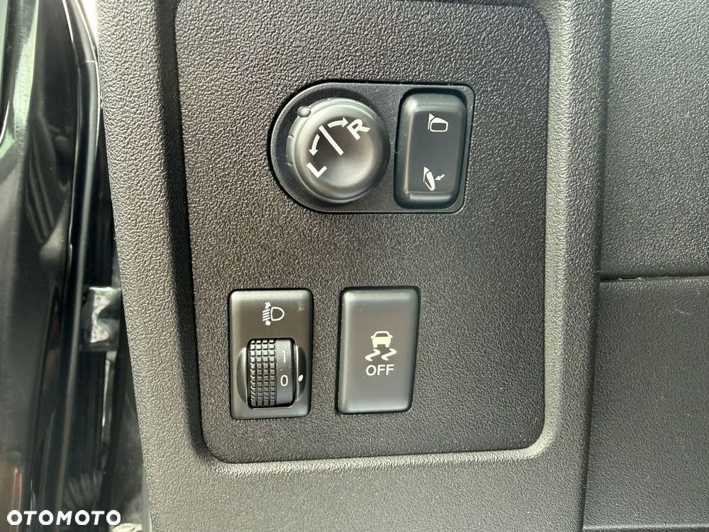 Nissan Qashqai+2 2.0 dCi DPF tekna - 17