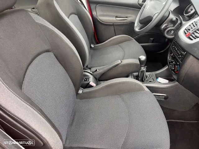 Peugeot 206+ 1.1 Urban - 17