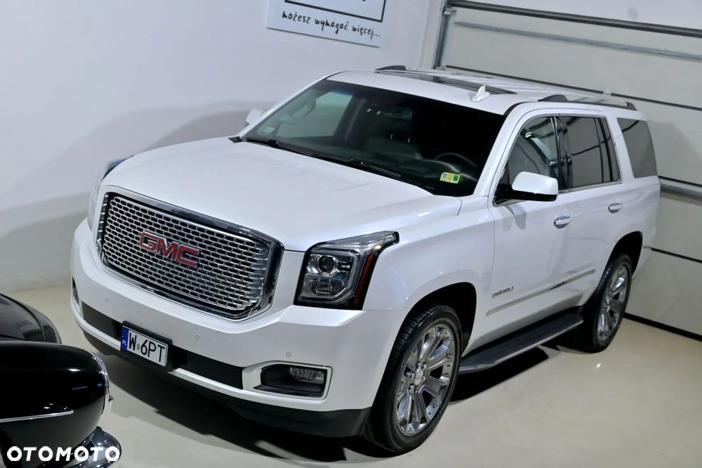 GMC Yukon - 1