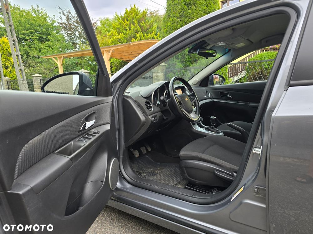 Chevrolet Cruze 1.7TD LT+ - 17