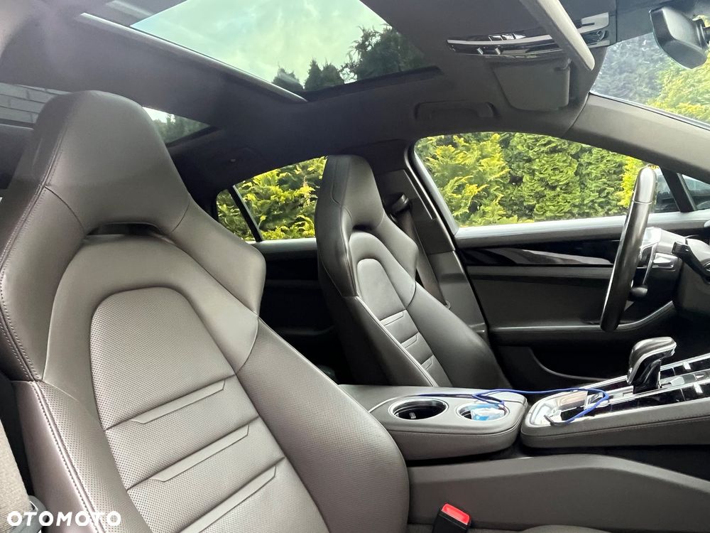 Porsche Panamera 4S Diesel - 10