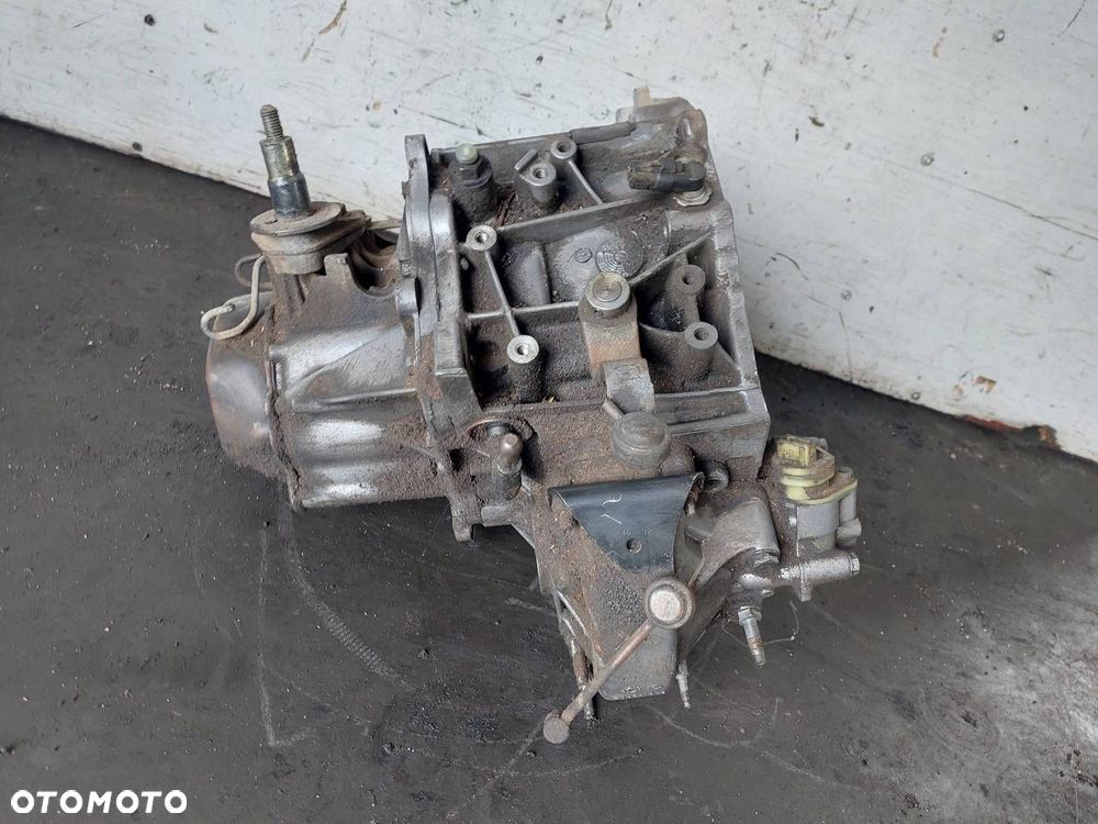 SKRZYNIA BIEGÓW PEUGEOT PARTNER I LIFT 20DM79 2.0 HDI - 4