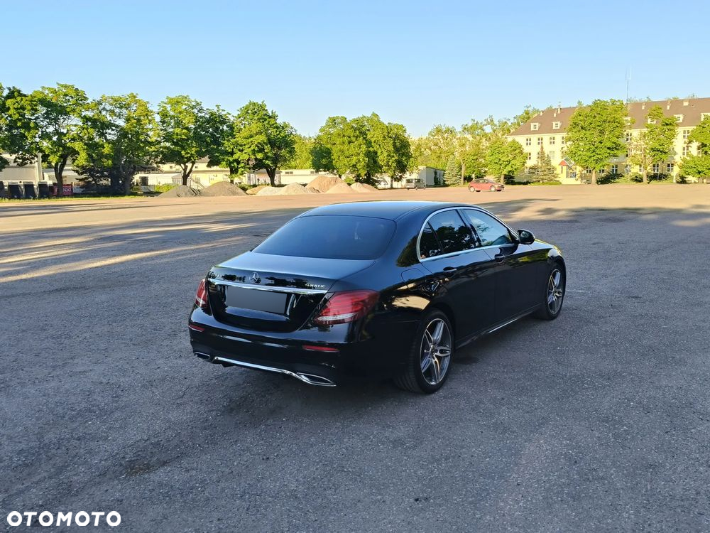 Mercedes-Benz Klasa E 220 d 9G-TRONIC - 4