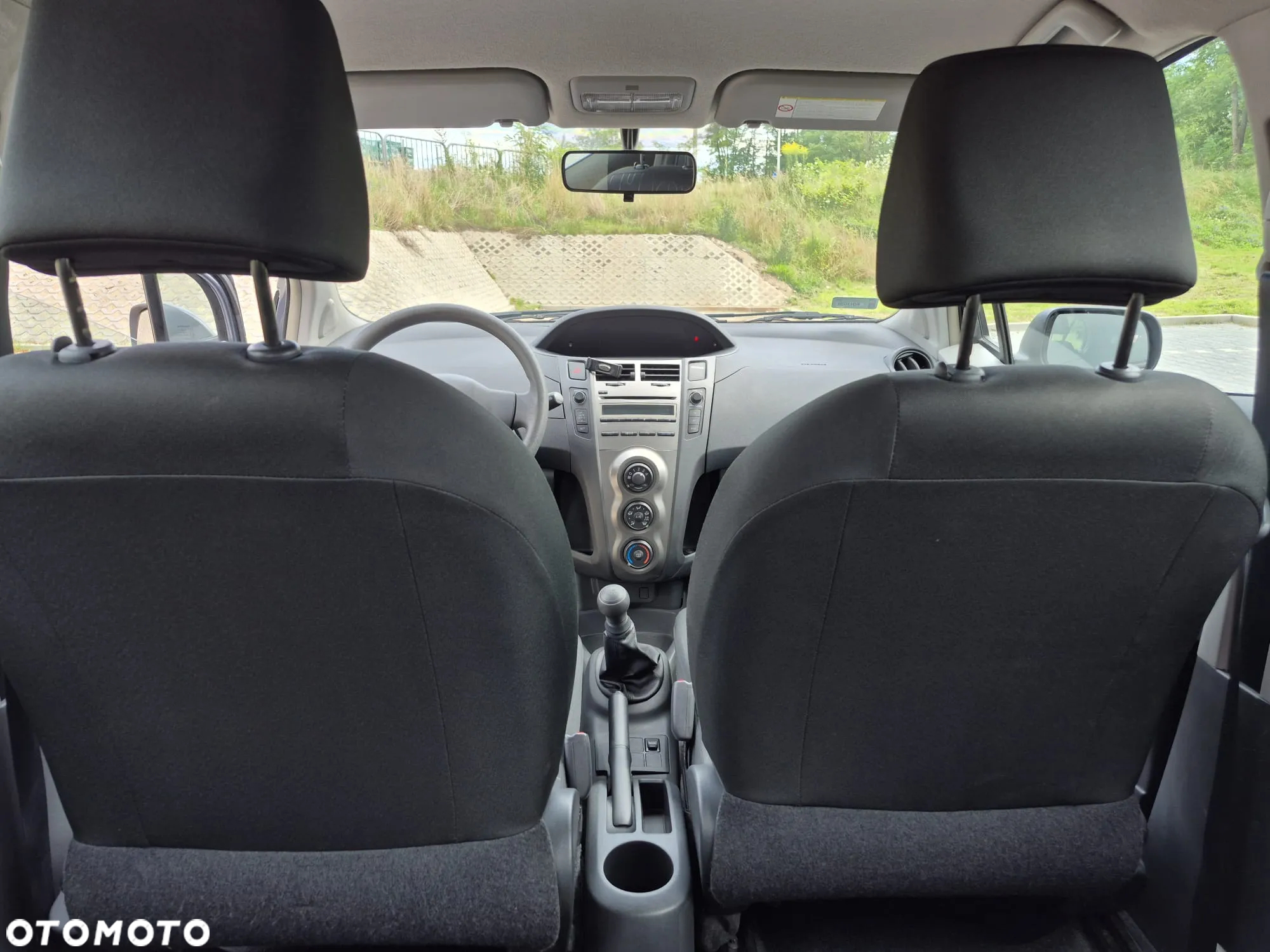 Toyota Yaris 1.0 Terra - 20
