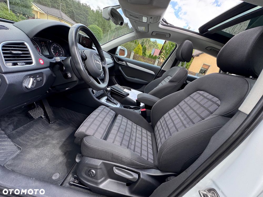 Audi Q3 2.0 TFSI Quattro S tronic sport - 25