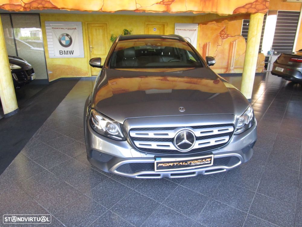 Mercedes-Benz E 220 d 4Matic All-Terrain 9G-TRONIC Exclusive - 3
