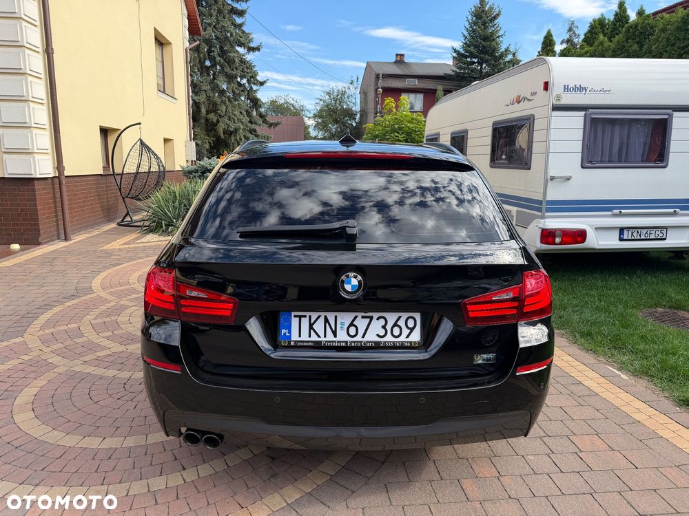 BMW Seria 5 530d xDrive Sport-Aut - 13