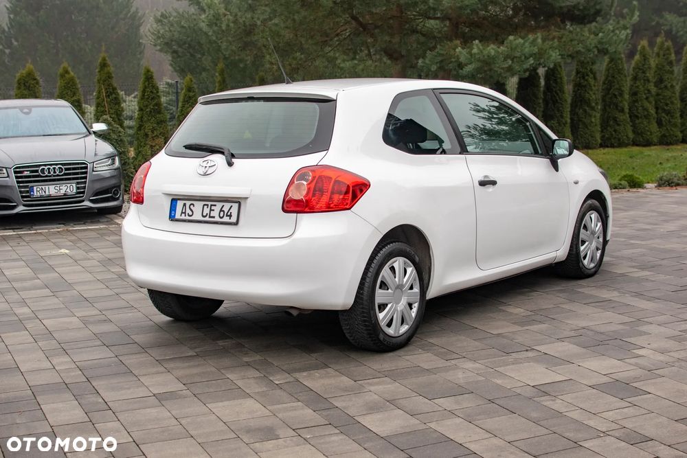 Toyota Auris - 23