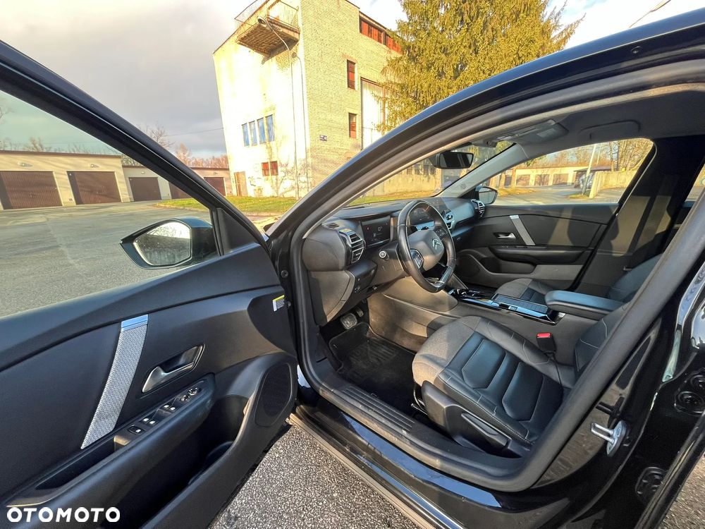 Citroën C4 PureTech 130 Stop&Start EAT8 SHINE - 16