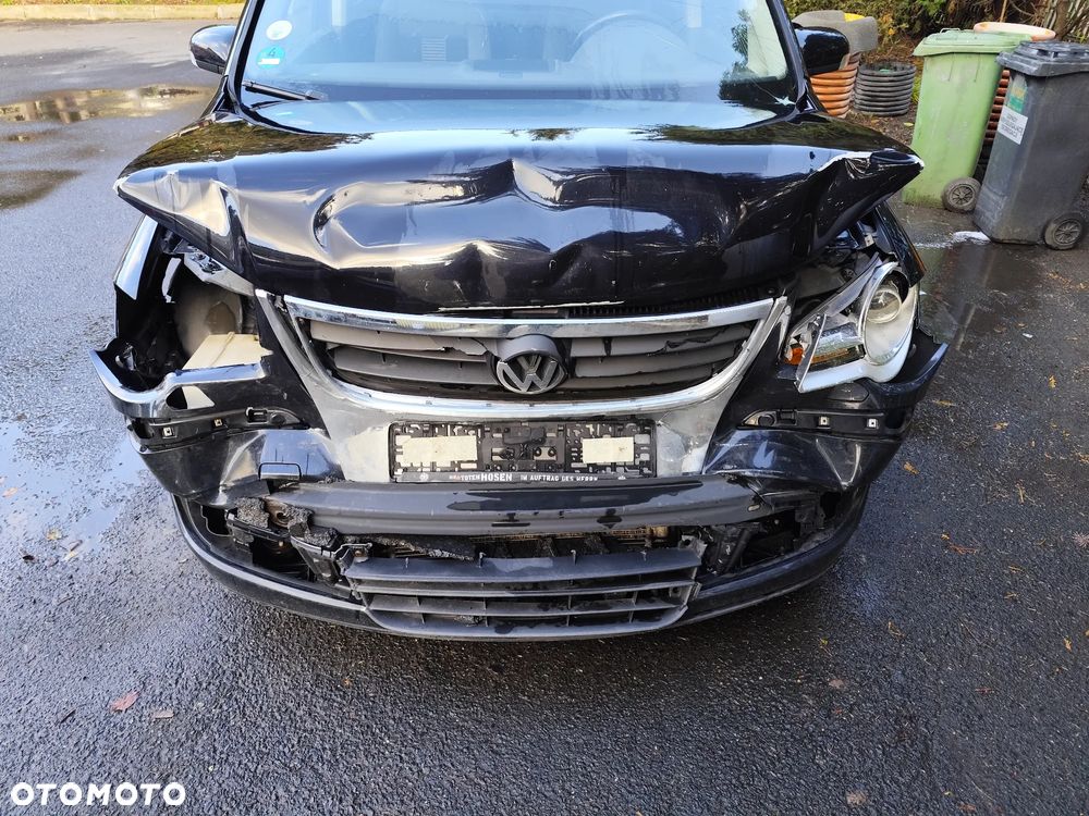 Volkswagen Touran 2.0 TDI DPF Trendline - 3