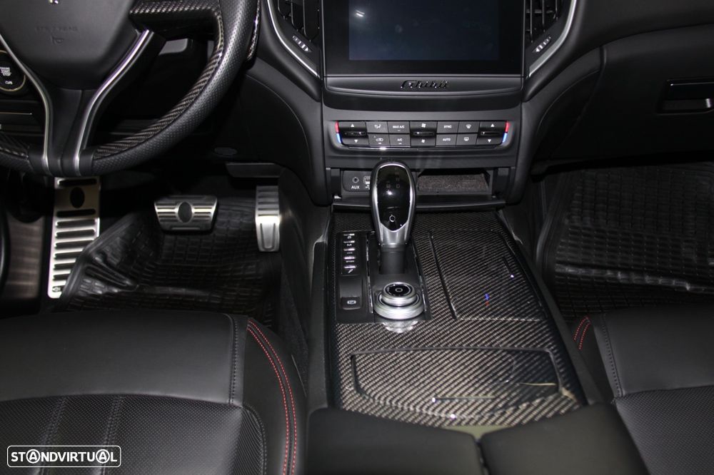 Maserati Ghibli - 31