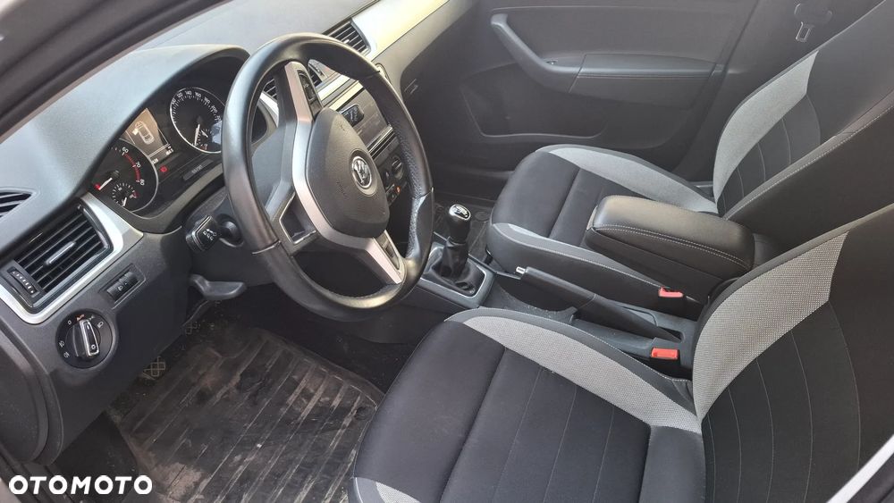 Skoda RAPID - 7