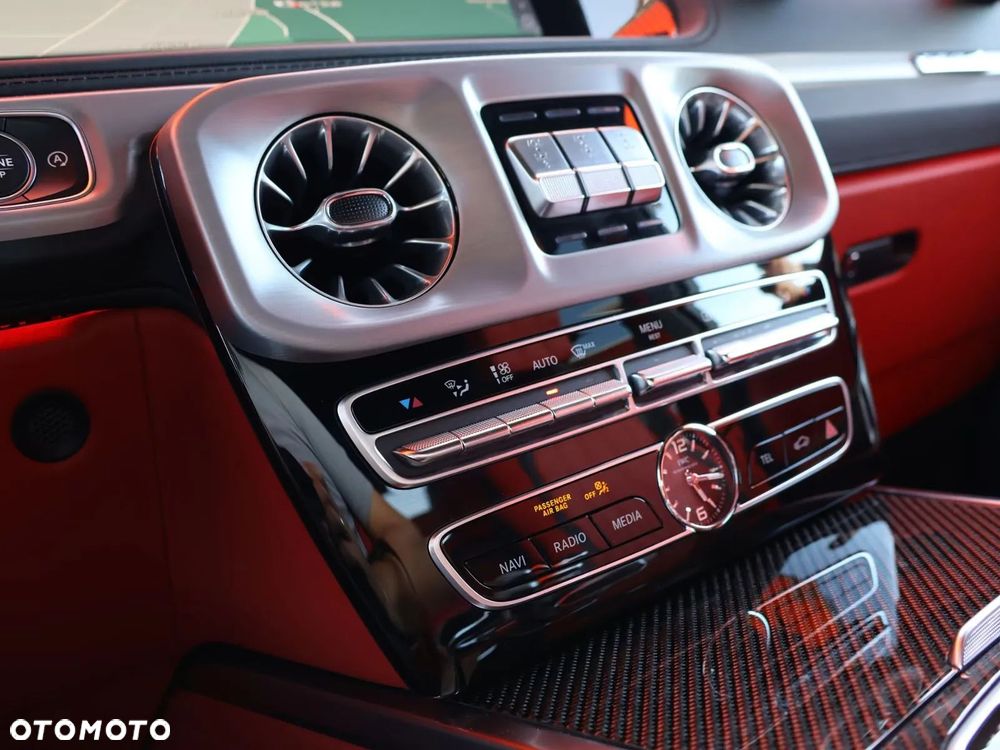 Mercedes-Benz Klasa G AMG 63 AMG Speedshift 9G-TRONIC - 21