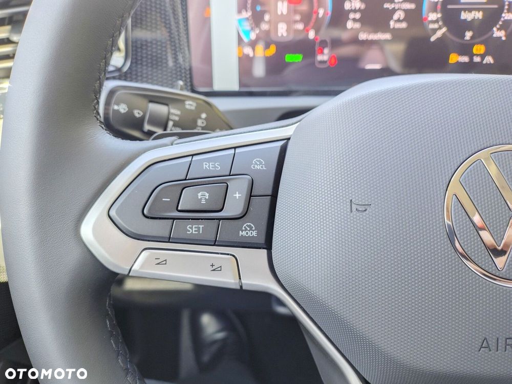 Volkswagen Tiguan - 15