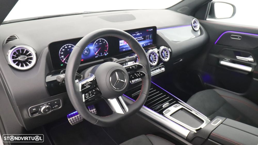 Mercedes-Benz GLA 180 d AMG Line - 26