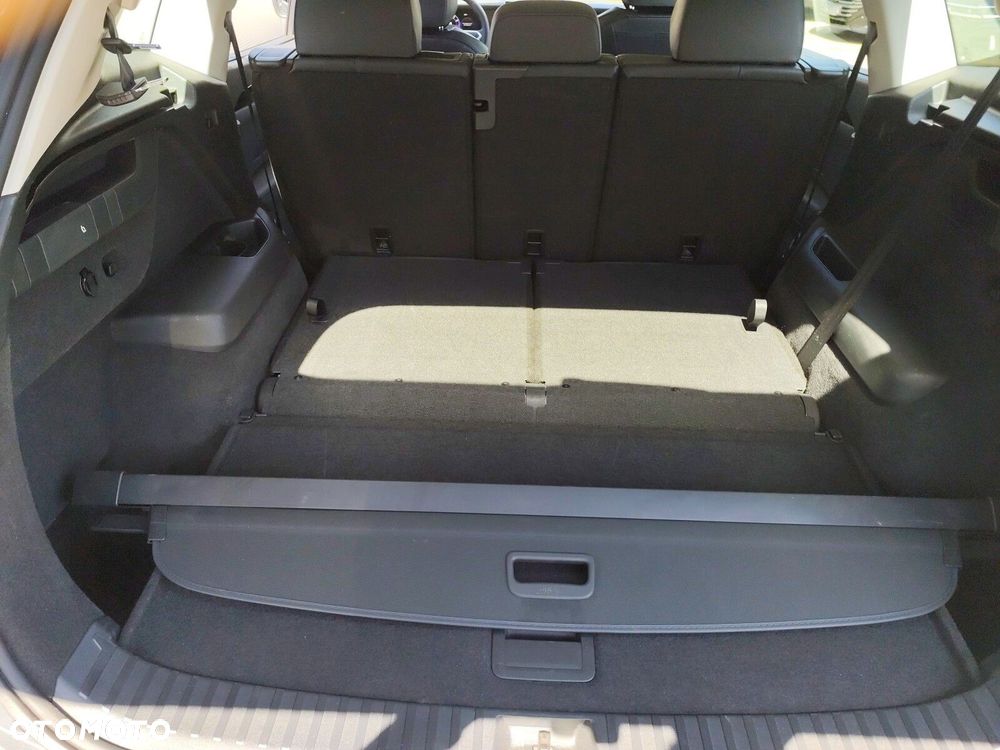 Volkswagen Tayron 1.5 eTSI mHEV Life DSG - 21