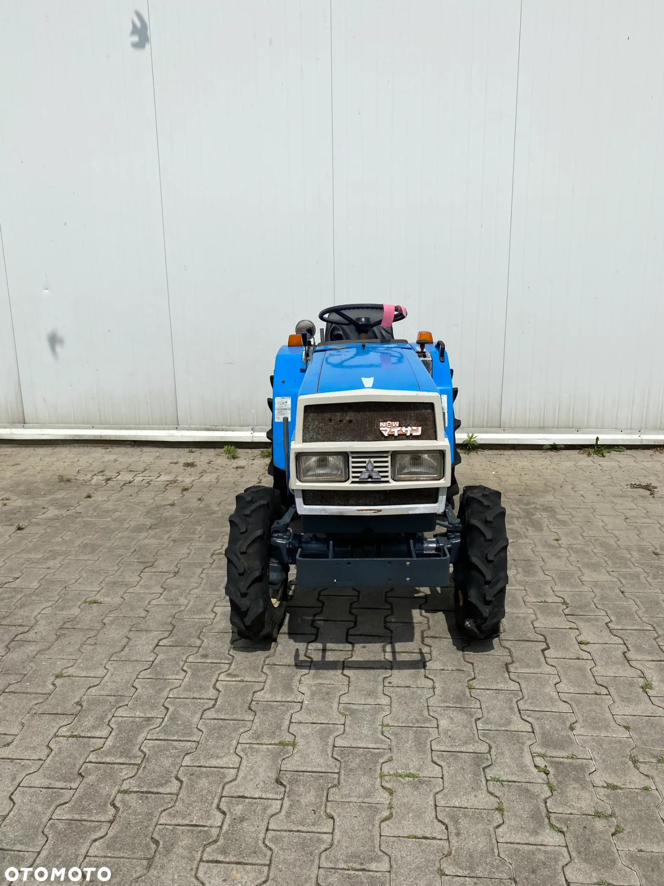 Mitsubishi MT1401 - 2