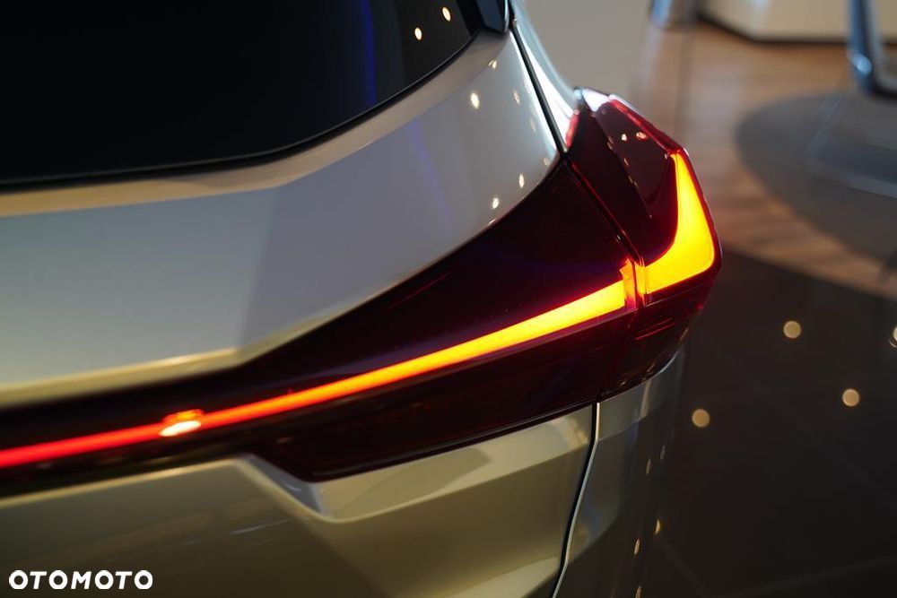 Lexus UX - 13
