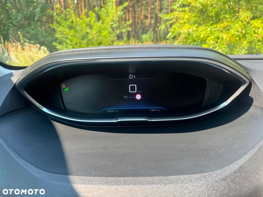 Peugeot 5008 PureTech 180 EAT8 Stop & Start Crossway - 33