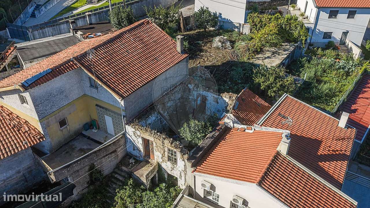 Moradia para restauro em Lomar, Braga! - Grande imagem: 3/16