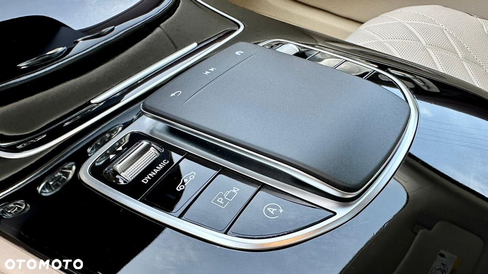 Mercedes-Benz CLS - 8