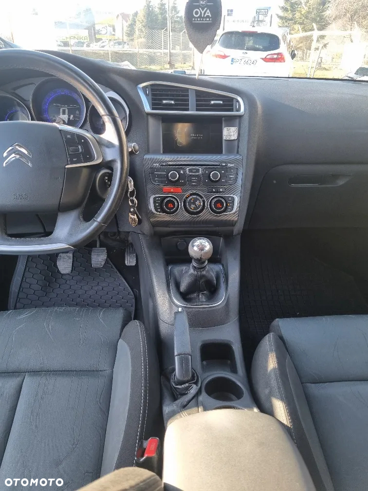 Citroën C4 1.6 HDi Exclusive - 10
