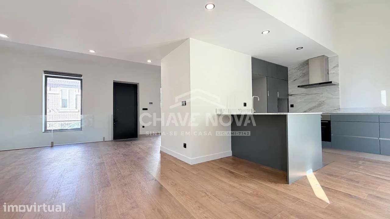 Moradia V3 Renovada em Campanhã (junto ao Jardim da Corujeira) - CO - Grande imagem: 4/16