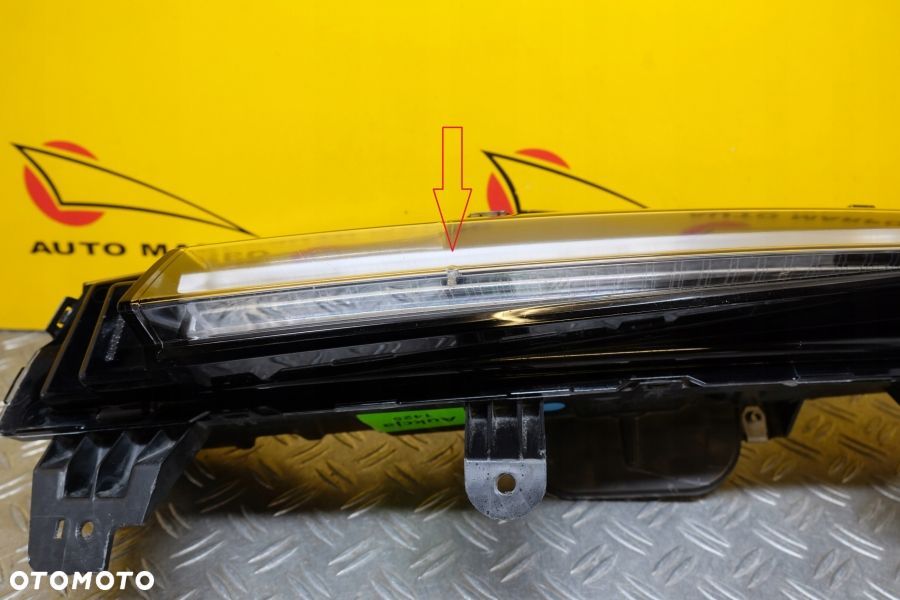 CADILLAC ESCALADE 2021- HALOGEN LAMPA LED DRL R USA - 4