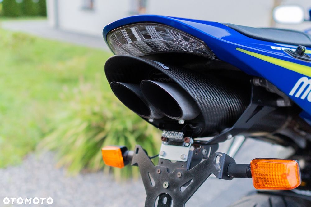 Honda CBR - 27