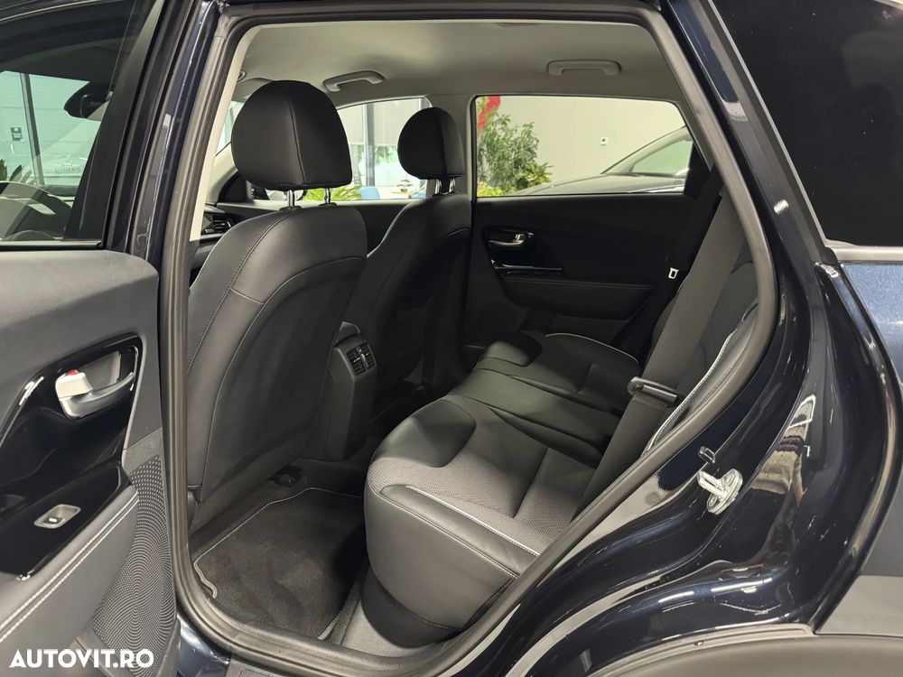 Kia Niro e-Niro 150 kW Vision - 8