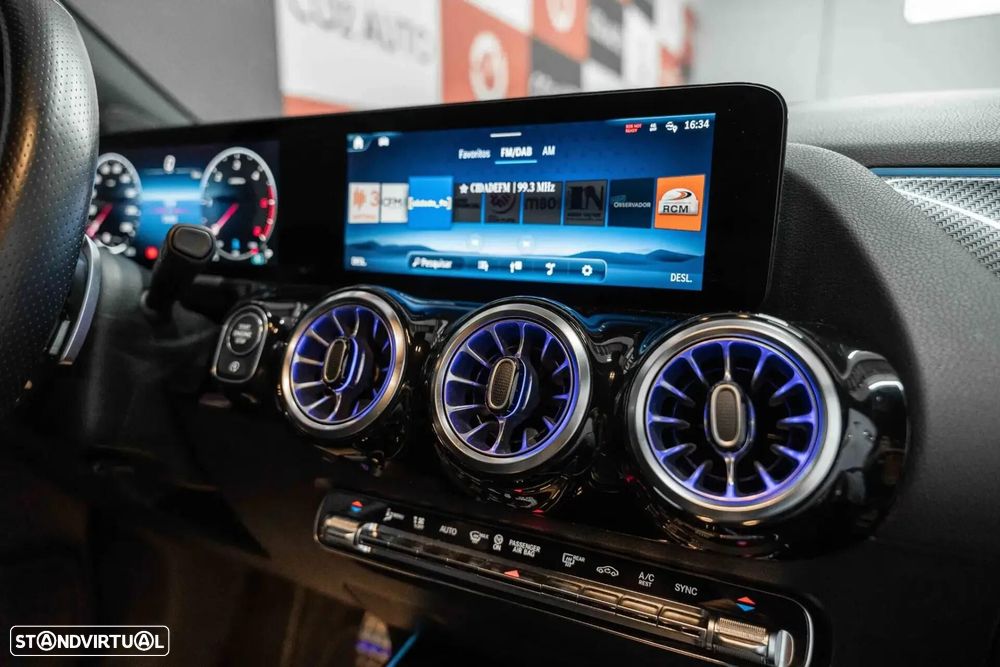 Mercedes-Benz GLA 200 d AMG Line - 17