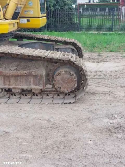 Komatsu PC 210 - 7