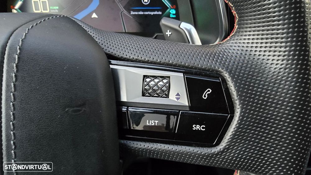 DS DS7 Crossback - 15