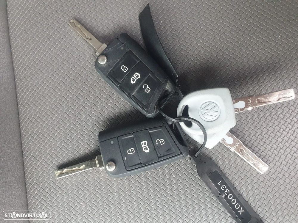 VW Transporter 2.0 TDI Business - 9