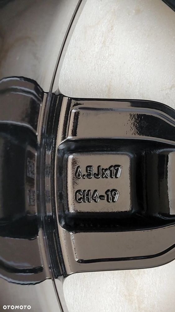 FELGA CITROEN 6,5X17 ET19 4X108 65,1MM 9800494077 - 10