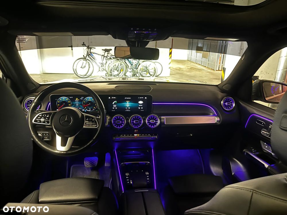 Mercedes-Benz GLB 250 4Matic 8G-DCT - 14
