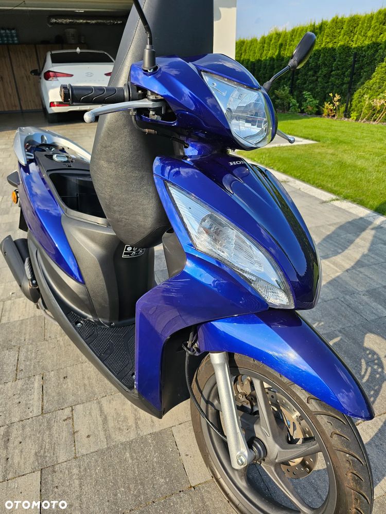 Honda Vision - 8