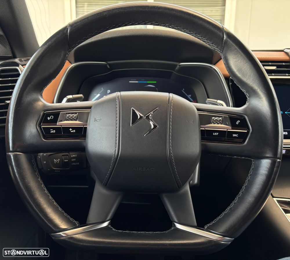DS DS7 Crossback E-Tense Performance Line+ EAT8 - 8