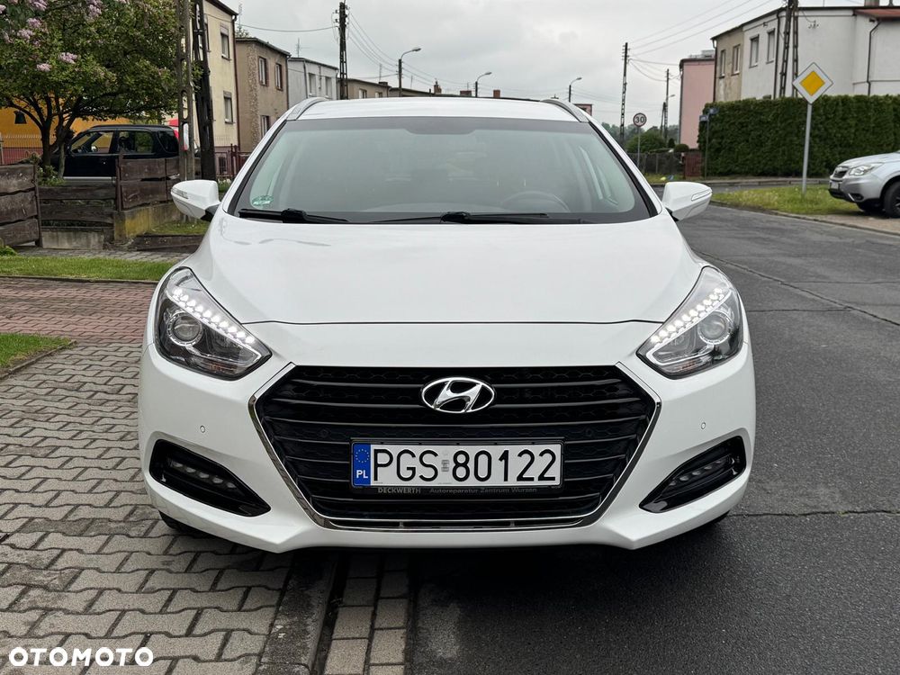 Hyundai i40 Kombi blue 1.7 CRDi Style - 19