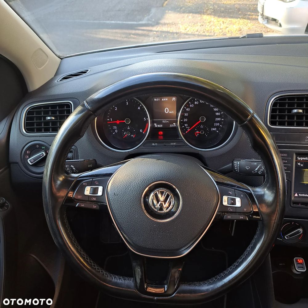 Volkswagen Polo - 3