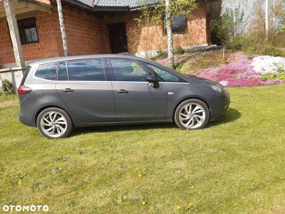 Opel Zafira - 3
