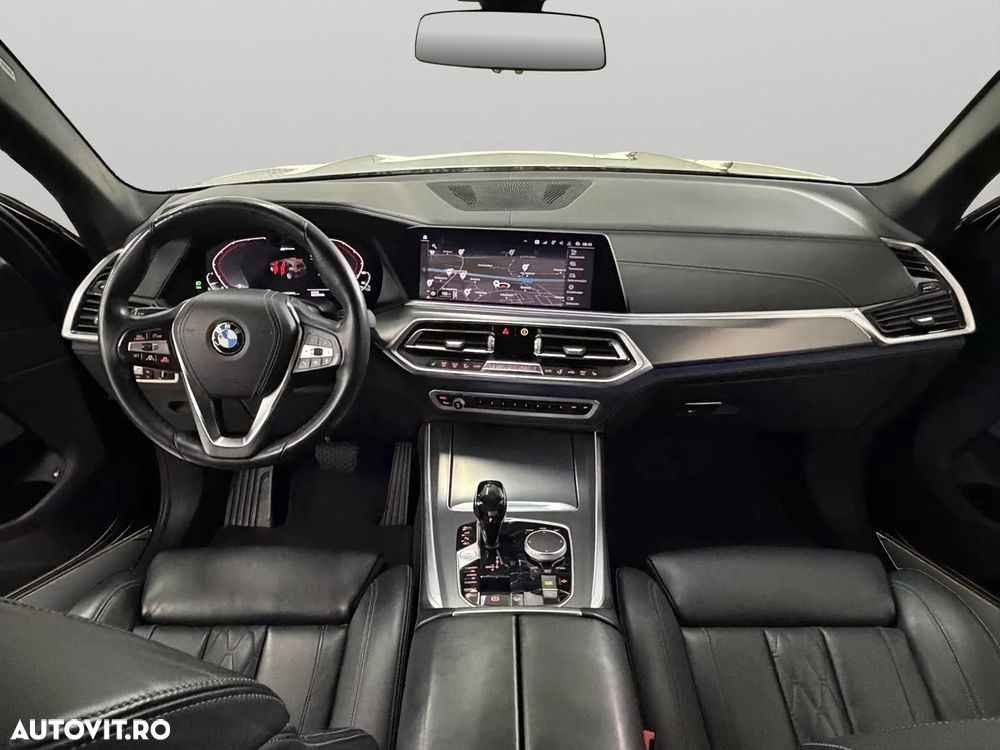 BMW X5 xDrive45e - 13