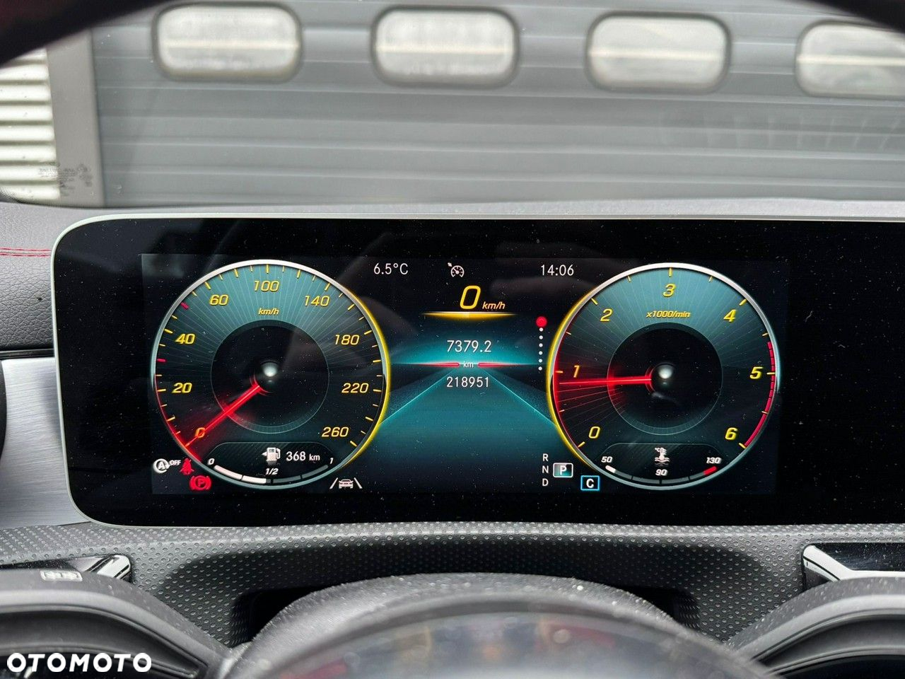 Mercedes-Benz CLA - 24