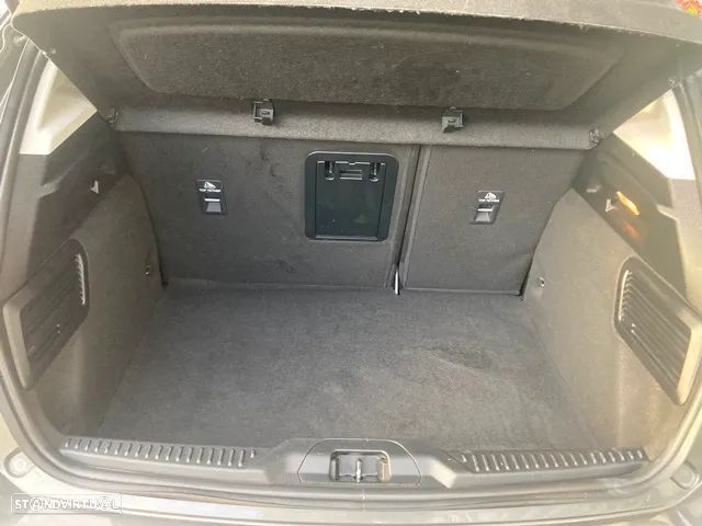 Ford Focus 1.0 EcoBoost Hybrid ACTIVE DESIGN - 35