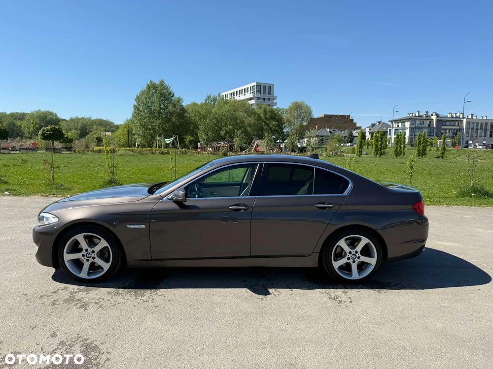 BMW Seria 5 - 11